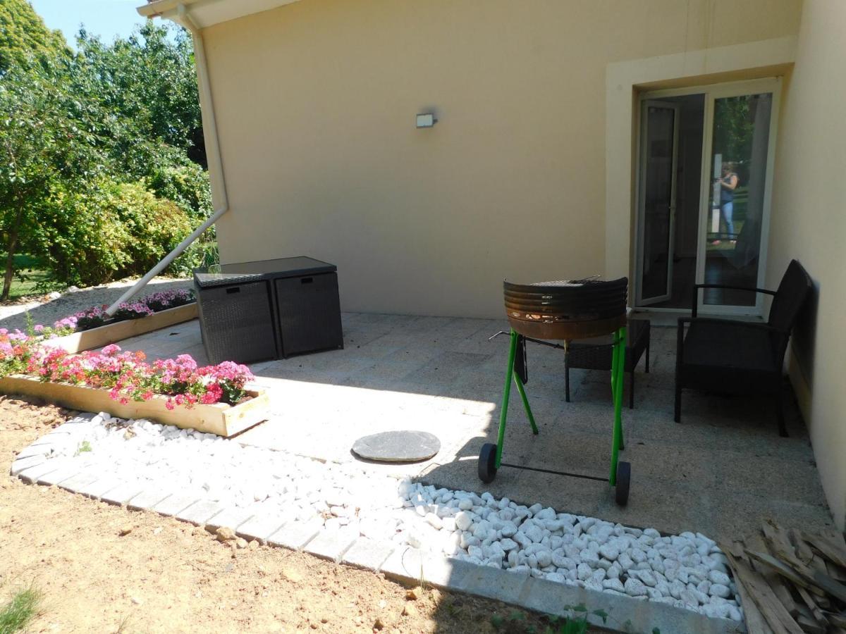 Bienvenue Chez Nous Apartment Fontenay-sur-Eure Exterior photo